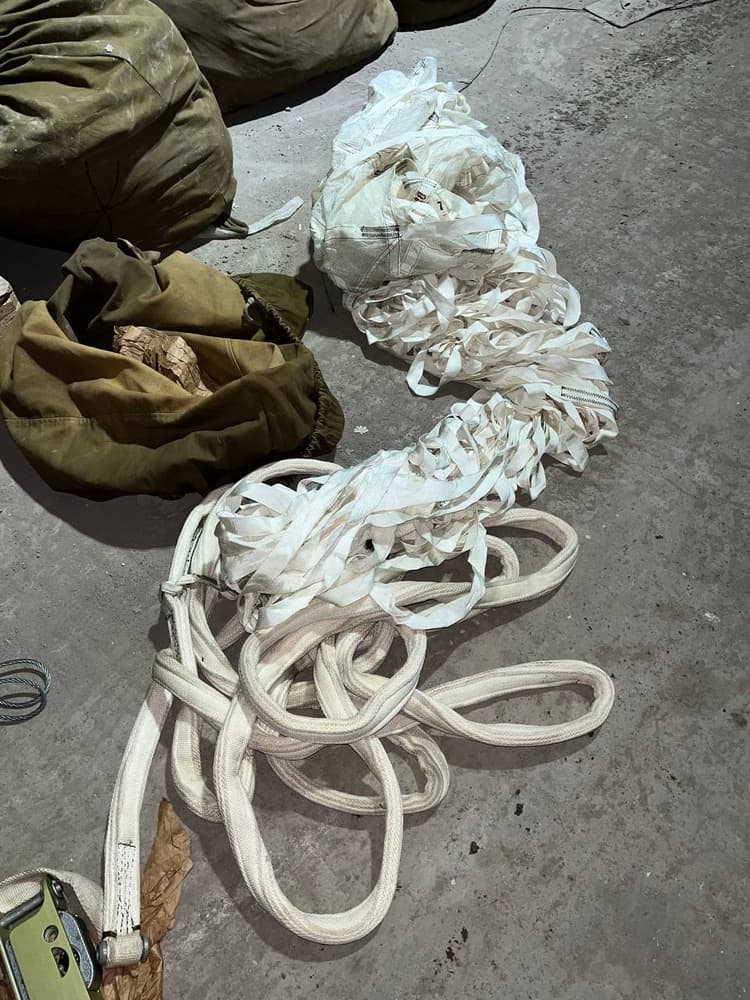 PGS-500 canopy suspension lines and olive deployment bag