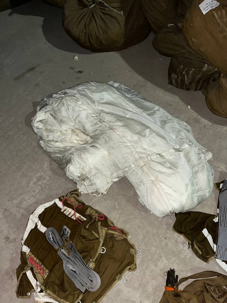 PGS-500 spare canopy included with cargo parachute system